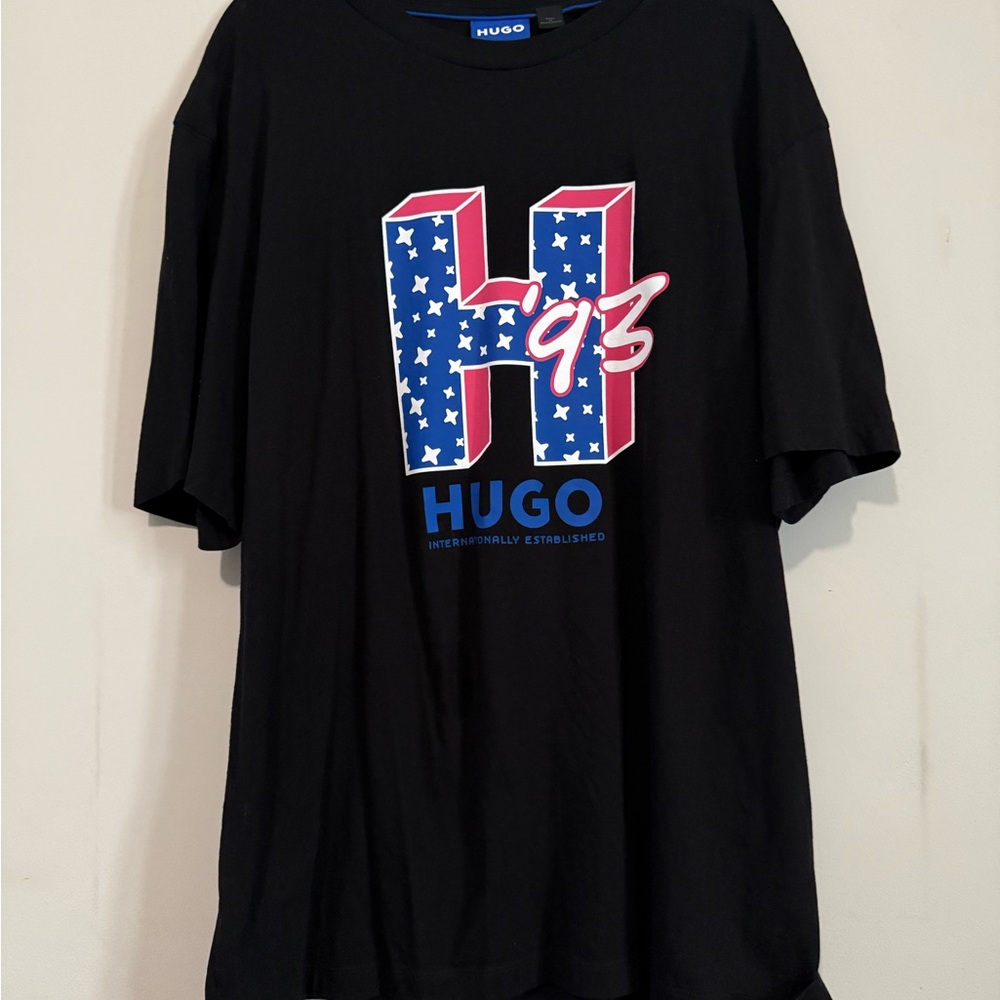 HUGO Black Graphic T-Shirt